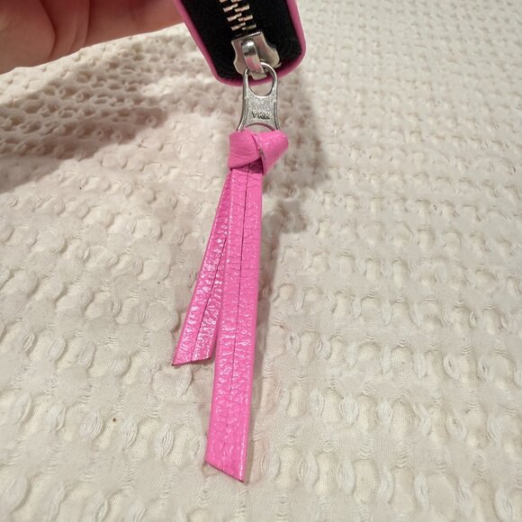 Min & Mon Frodo Wallet Eyes Pink Zip Around Wallet - Picture 11 of 16